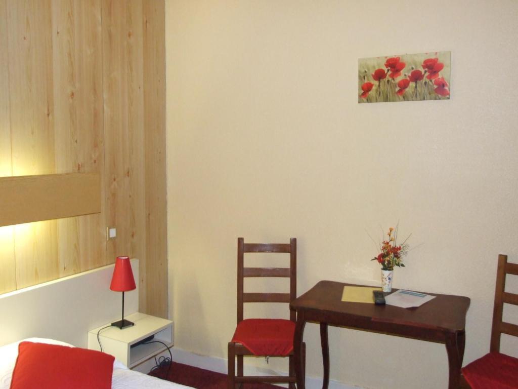 Hotel Du Val D'Aure Cadéac Екстериор снимка
