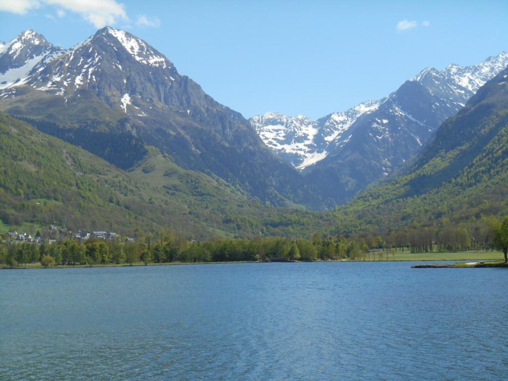 Hotel Du Val D'Aure Cadéac Екстериор снимка
